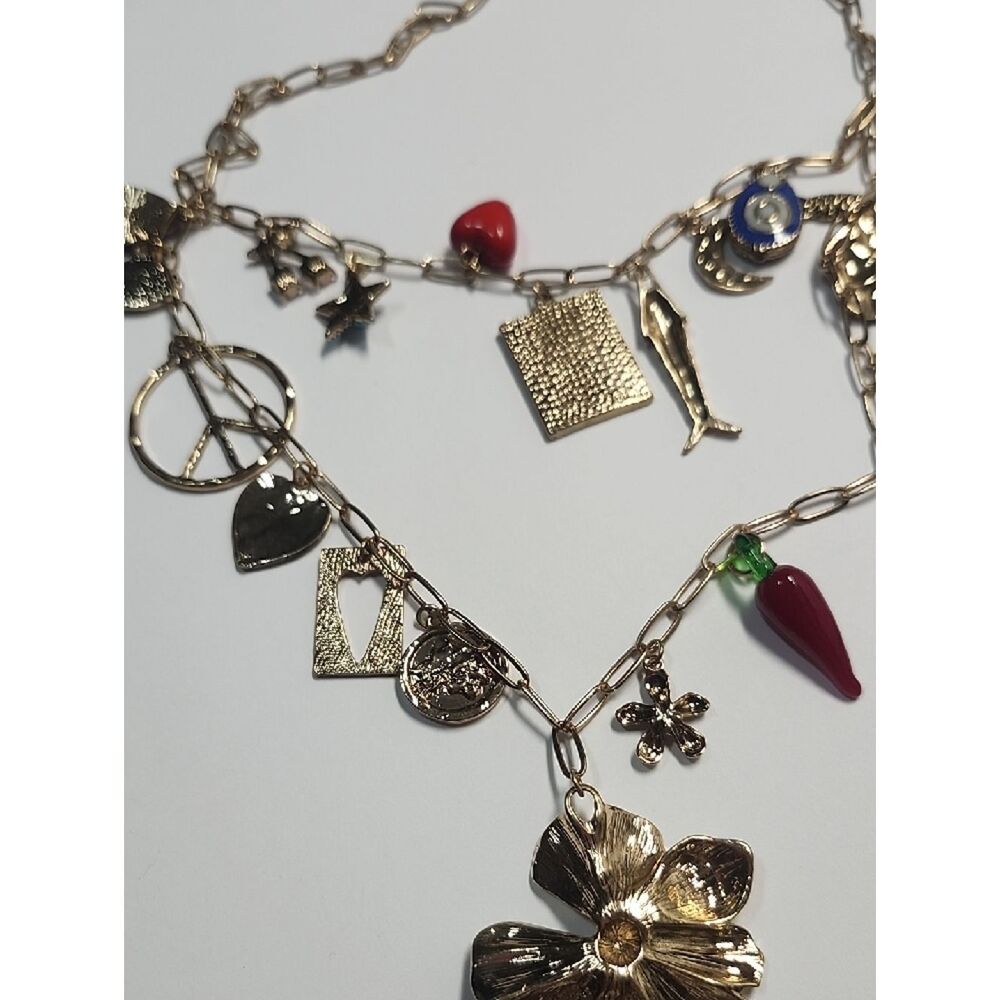 Free People Maxamillion Charm Necklace Gold Tone Flower Power - Picture 10 of 10